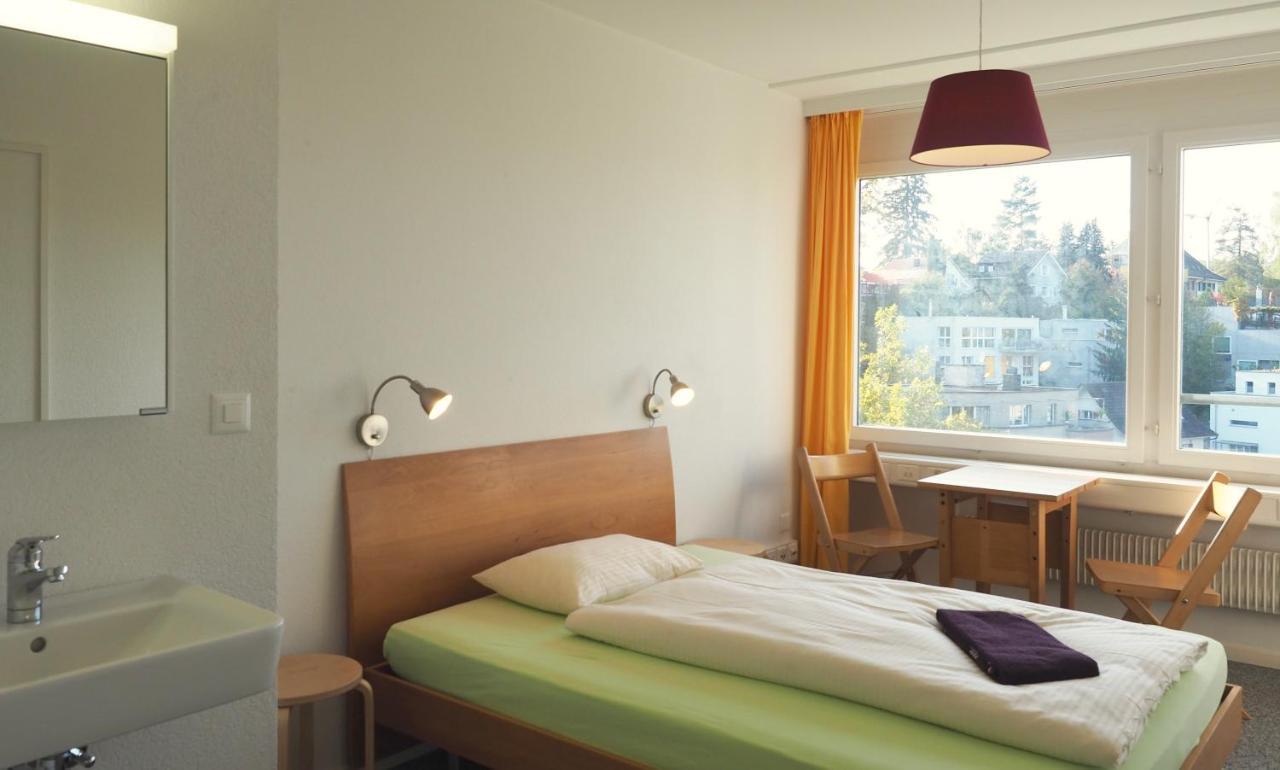 Auberge de jeunesse 77